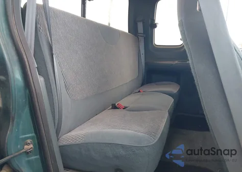 1997 Ford F-150 Lariat/Xl/Xlt z USA, uszkodzony, nr VIN 1FTDX08W4VKB52154